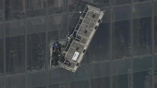 See Window Washers' Dramatic Rescue at One World Trade Center