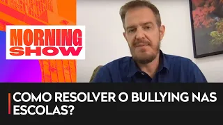 Especialista analisa bullying nas escolas: “Agressor precisa de plateia para se sentir gratificado"