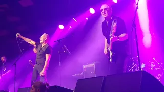 SKIDS - Glasgow Barrowland 21st December 2018 - Sweet Suburbia/ TV Stars / Pretty Vacant