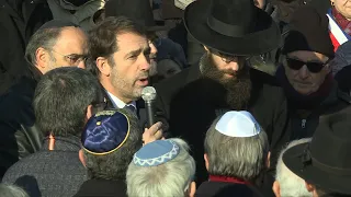 Jewish graves vandalised in France: "an act of hatred" (minister) | AFP