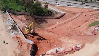 Arena Mrv 4/8 Mureta de proteção/ Argamassa à vista/ Muro na pista/ Revestimento/ 10/11/2022