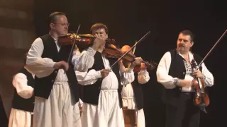 Lúčnica - LET THE MUSIC PLAY!