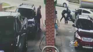 Woman Fights Off Would-Be Carjacker