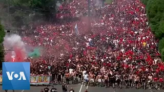 Thousands of Soccer Fans March to Hungary’s Euro 2020 Clash Against France