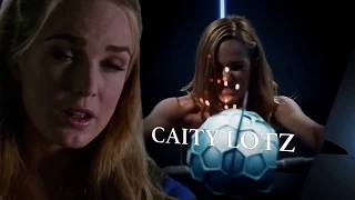 Crisis on Earth-X - Opening Credits (Smallville Style)