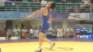 Wrestler Dances like an idiot