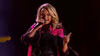 Miranda Lambert & Avril Lavigne - Kerosene & Sk&er Boi (Live from CMA Fest)