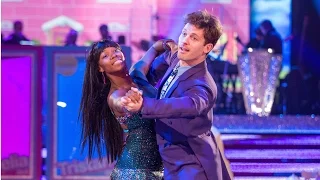 Jamelia & Tristan MacManus Quickstep to 'I'm A Believer' - Strictly Come Dancing: 2015