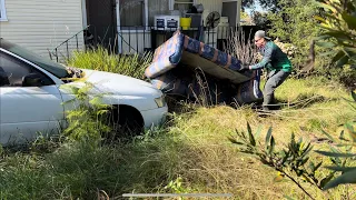 Helped This Precious Mother Remove Her FILTHY Rubbish And Also Gave Her Lawn A FREE Mow | Part 1