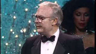 Edward Woodward Wins Best Actor TV Series - Golden Globes 1987