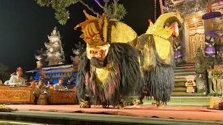 Traditional dance at the Saraswati temple, Ubud, Bali - Part 6/6