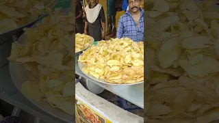 ЖАРЯТ БАНАНЫ В МАСЛЕ #india #shorts #chips