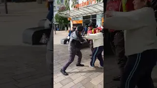 Crackhead fighting in sheffield