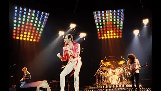 QUEEN - We will rock you (Fast Version) (live in Tokyo 1982)