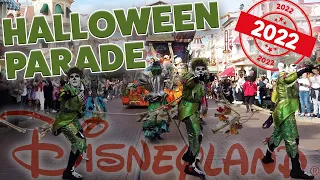 Disneyland Paris Halloween Parade 2022 - Townsquare View