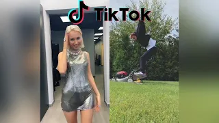 Клава Кока против Ивангай - TikTok - klavacoca vs boredoneguyy