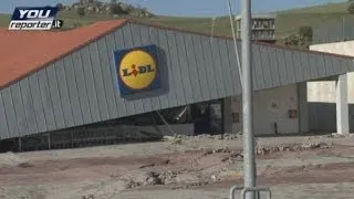 Supermarket sinks into ground in devastating landslide in Italy