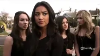 Pretty Little Liars 1x01 - Final scene