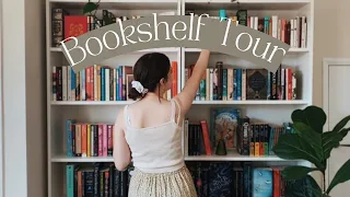 COSY BOOKSHELF TOUR | all of the books on my shelves (250 books)