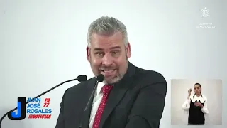 Alfredo Ramírez ofrece apoyo a la comunidad de Carapan