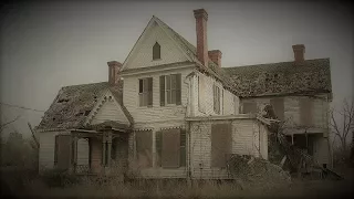 Abandoned 1800s Murder House with Everything left Behind Bloody Hand prints Upstairs, Night Explore.