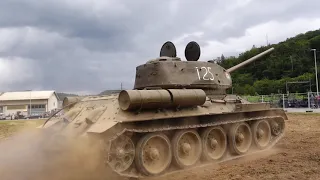 4K VIDEO     T34 Tank & T55 Tank live at Tank Weekend at Swiss Museum