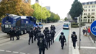 Leipzig steht auf ! 3 Oktober 2022 Teil 2 / Sie sind friedlich, was bist du ? Gute Polizisten !!