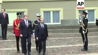 President Hollande meets King Willem Alexander