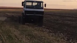 Mercedes benz unimog саморобний трактор дісковка