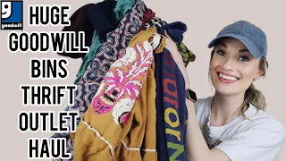 Huge 35 Item Goodwill Outlet [Bins] Thrift Haul!! Amazing Finds to Resell on Poshmark for a Profit $