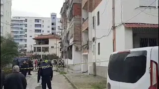 E rëndë në Vlorë/ 34 vjeçarja hidhet nga kati i pestë me fëmijën 1 vjeç. Ndërrojnë jetë të dy