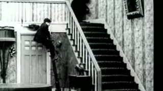 Charlie Chaplin : The Tipsy Playboy of One AM (1916)