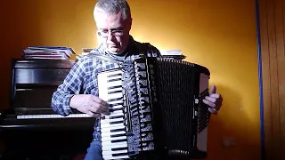 Delicia A23 piano accordion 72 bass Demo