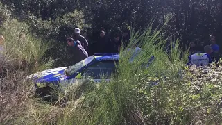 Quand les spectateurs remplacent la dépanneuse au Critérium des Cévennes.