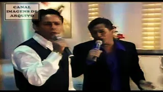 Leandro e Leonardo - Eu Sou Desejo Você É Paixão {Right Here Waiting Programa Da Hebe} (1996)