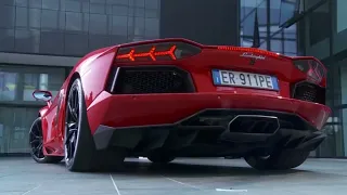 Unleash Your Inner Speed Demon: The Lamborghini Aventador Experience"