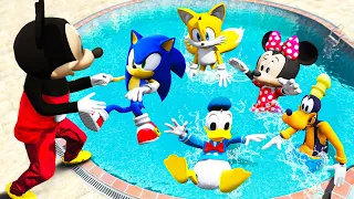 GTA 5 Water Ragdolls Mickey, Donald Duck, Minnie vs Team Sonic Jumps/Fails (Euphoria Physics) #3