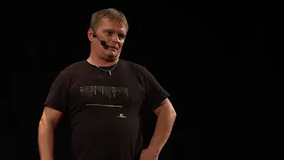 Z horníka programátorem | Tomáš Hisem | TEDxPragueED