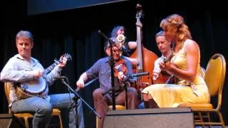 Foghorn Stringband Performs "Rose In The Mountain" and "Tennessee Girls"