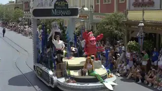 The Little Mermaid - Segment from 1989 Walt Disney World Christmas Day Parade