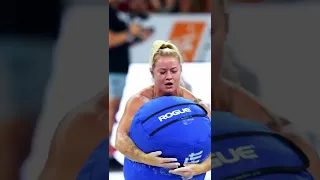 Dani Speegle with the 250lb sandbag clean event win at the 2022 NoBull CrossFit Games