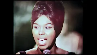 The Shirelles -  Everybody Loves A Lover  (LIVE 1963 - COLORIZED/RESTORED) 1st of 2