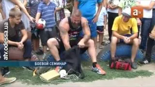 Sergey Badyuk pokazal odessitam osnovy fizichesko