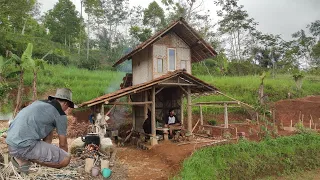 KehidupanKu ‼️ Setelah Memilih Tinggal Di Gubuk Kecil Tengah Sawah Pinggir Hutan