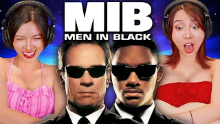 Foreign Girls React | Men in Black | First Time Watch