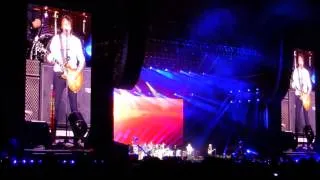 McCartney, Grohl, Novoselic & Smear - Finale medley - Safeco Field, 07.19.2013 in Seattle