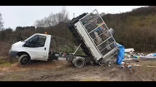 Fly-tipper gets stuck mid fly-tip