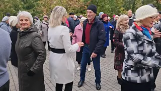 22.10.23г...ЛУЧШИЕ ПАРЫ на танцполе в Гомельском парке... 💃🕺🕺💃👍👍👍💯