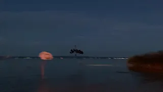 Insane badass pilot - low pass flyby with gyrocopter at the beach