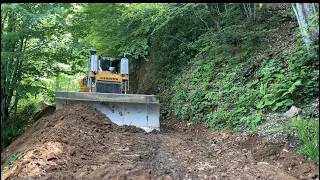 Liebherr 746 ile kullanılmayan yolu ulaşıma açıyoruz #heavyequipment #bulldozer #liebherr #dozers